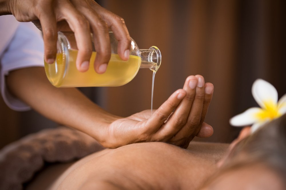 Massage Ayurveda |  Bí quyết sức khỏe Ayurveda từ Ấn Độ cổ đại |  Mẹo Life360